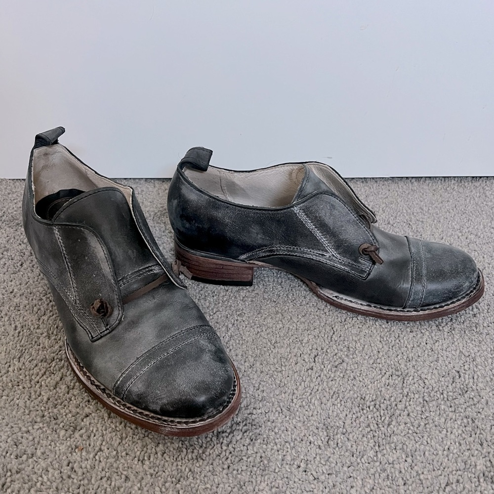 Free Bird by Steven Mabel Shoe